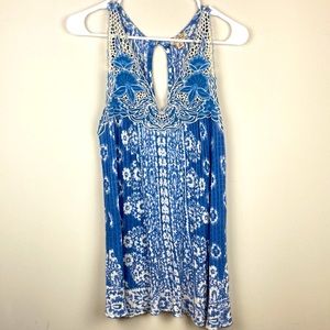 Lucky Brand Long Blue Flowy Tank Top w KeyHole Back and Embroidery around Neck